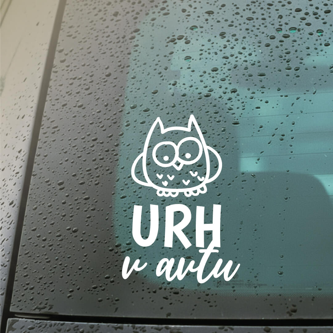 Personalizirana avtonalepka z imenom otroka in ilustracijo sovice