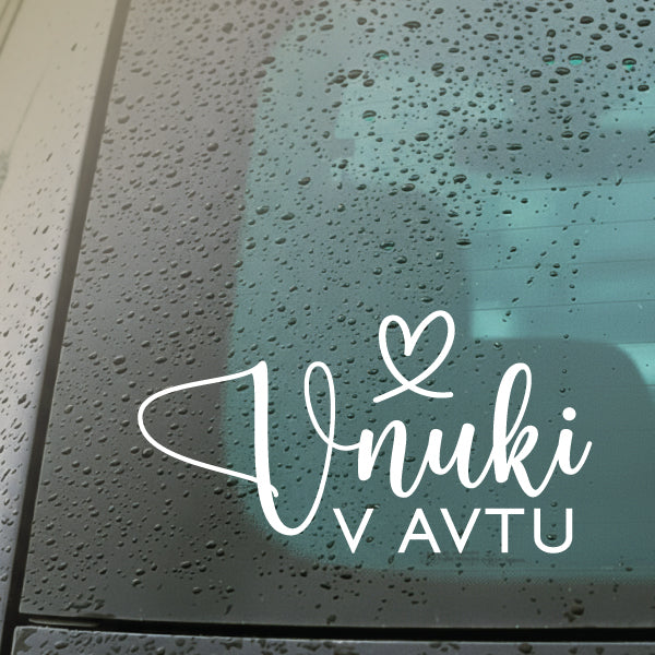 Avtonalepka z napisom Vnuki v avtu